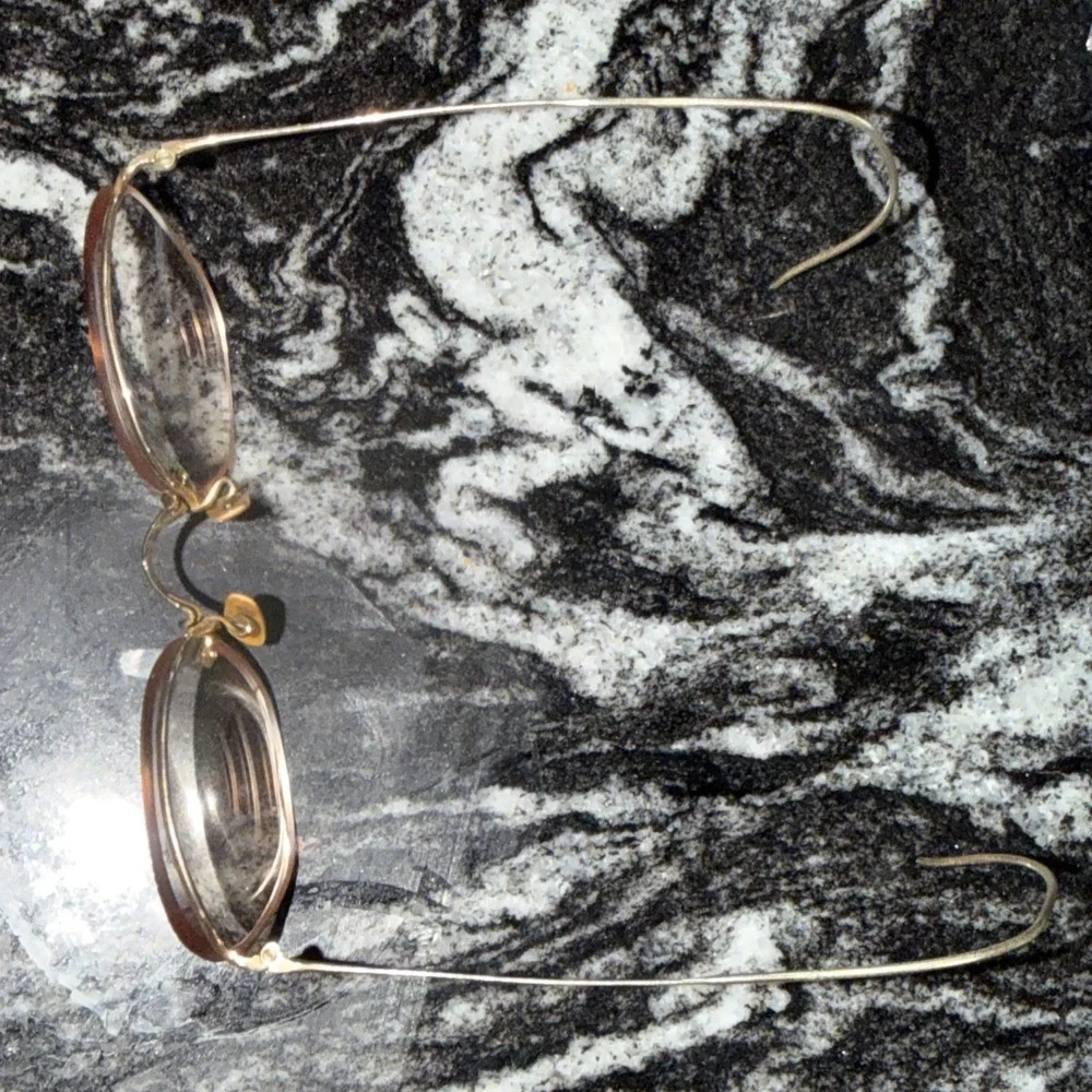 1920s-1930s Antique 1/10 12k Gold Filled Frame Glasses With Case Great Condition
